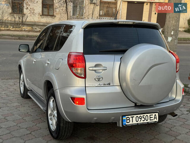 Серый Тойота РАВ 4, объемом двигателя 2.23 л и пробегом 312 тыс. км за 7599 $, фото 6 на Automoto.ua