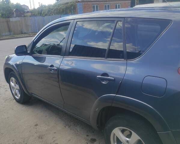 Сірий Тойота РАВ 4, об'ємом двигуна 2.23 л та пробігом 290 тис. км за 8000 $, фото 6 на Automoto.ua