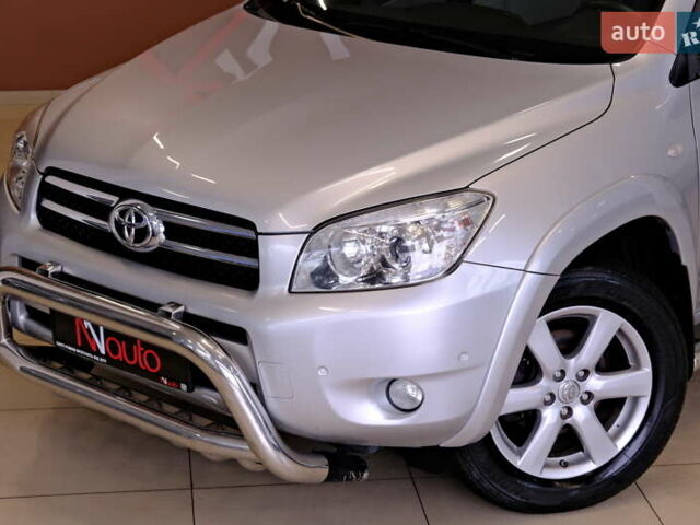 Сірий Тойота РАВ 4, об'ємом двигуна 2.36 л та пробігом 164 тис. км за 9900 $, фото 9 на Automoto.ua