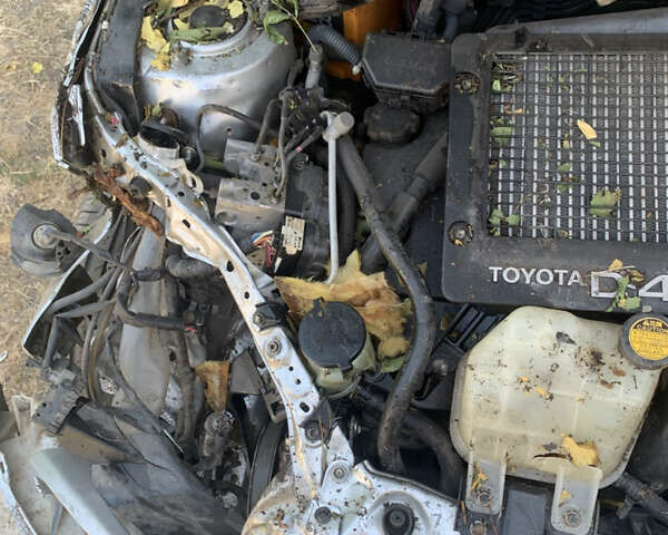 Сірий Тойота РАВ 4, об'ємом двигуна 2 л та пробігом 200 тис. км за 3118 $, фото 2 на Automoto.ua