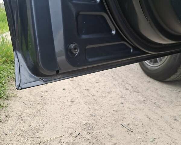 Серый Тойота РАВ 4, объемом двигателя 2 л и пробегом 225 тыс. км за 8500 $, фото 11 на Automoto.ua