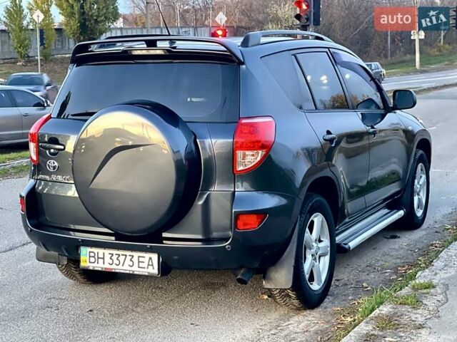 Серый Тойота РАВ 4, объемом двигателя 2 л и пробегом 174 тыс. км за 9600 $, фото 7 на Automoto.ua