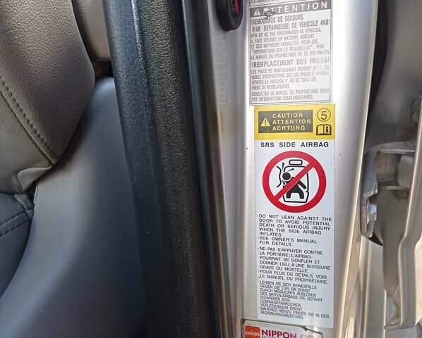 Серый Тойота РАВ 4, объемом двигателя 2.4 л и пробегом 210 тыс. км за 9500 $, фото 12 на Automoto.ua