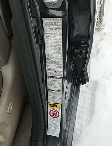 Серый Тойота РАВ 4, объемом двигателя 2.2 л и пробегом 255 тыс. км за 11500 $, фото 44 на Automoto.ua