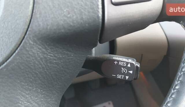 Серый Тойота РАВ 4, объемом двигателя 2.2 л и пробегом 255 тыс. км за 11500 $, фото 28 на Automoto.ua