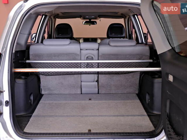 Сірий Тойота РАВ 4, об'ємом двигуна 2.36 л та пробігом 164 тис. км за 9900 $, фото 40 на Automoto.ua