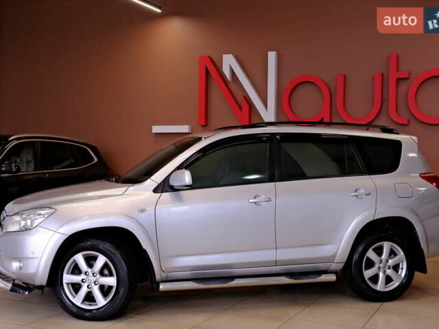 Сірий Тойота РАВ 4, об'ємом двигуна 2.36 л та пробігом 164 тис. км за 9900 $, фото 10 на Automoto.ua