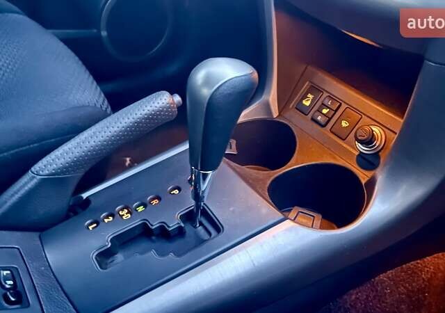 Серый Тойота РАВ 4, объемом двигателя 2 л и пробегом 174 тыс. км за 9600 $, фото 30 на Automoto.ua