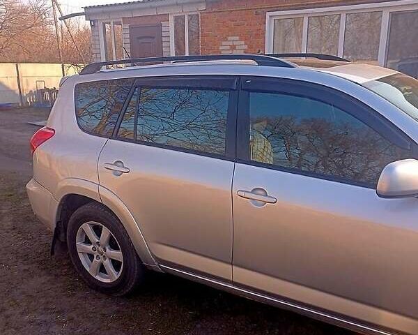 Серый Тойота РАВ 4, объемом двигателя 2.4 л и пробегом 270 тыс. км за 8400 $, фото 7 на Automoto.ua