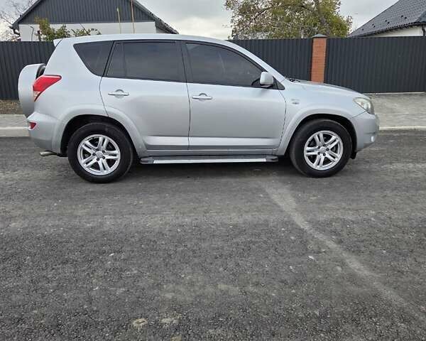 Сірий Тойота РАВ 4, об'ємом двигуна 2.23 л та пробігом 312 тис. км за 8000 $, фото 1 на Automoto.ua