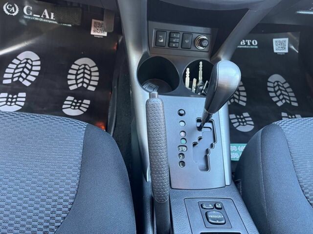 Сірий Тойота РАВ 4, об'ємом двигуна 2 л та пробігом 145 тис. км за 10500 $, фото 20 на Automoto.ua