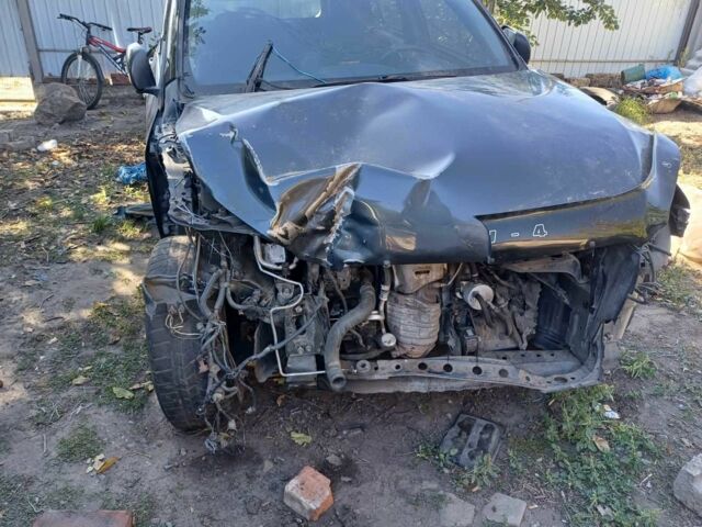 Сірий Тойота РАВ 4, об'ємом двигуна 0 л та пробігом 236 тис. км за 999 $, фото 10 на Automoto.ua