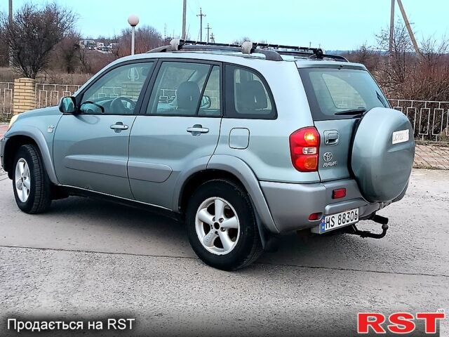 Серый Тойота РАВ 4, объемом двигателя 2 л и пробегом 250 тыс. км за 4250 $, фото 4 на Automoto.ua