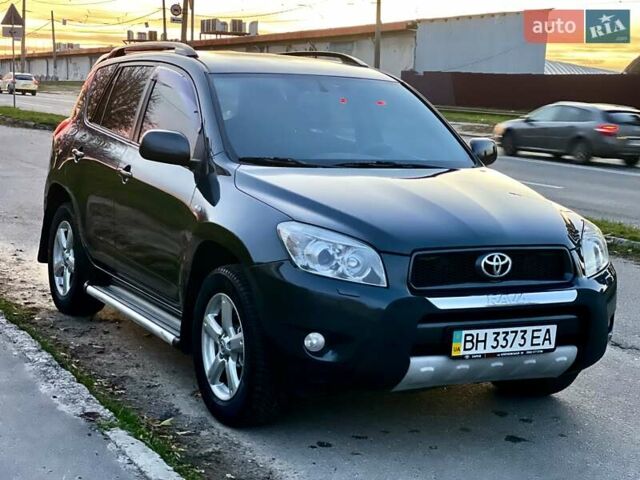 Серый Тойота РАВ 4, объемом двигателя 2 л и пробегом 174 тыс. км за 9600 $, фото 9 на Automoto.ua