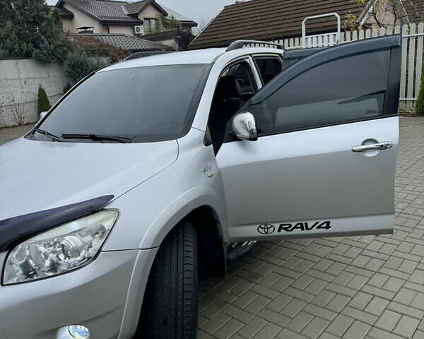 Серый Тойота РАВ 4, объемом двигателя 2.23 л и пробегом 343 тыс. км за 8100 $, фото 10 на Automoto.ua