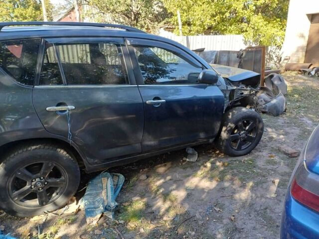 Сірий Тойота РАВ 4, об'ємом двигуна 0 л та пробігом 236 тис. км за 999 $, фото 9 на Automoto.ua