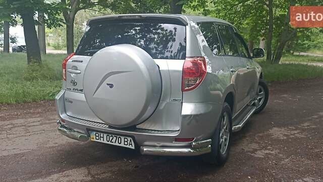 Серый Тойота РАВ 4, объемом двигателя 2.36 л и пробегом 213 тыс. км за 8500 $, фото 33 на Automoto.ua