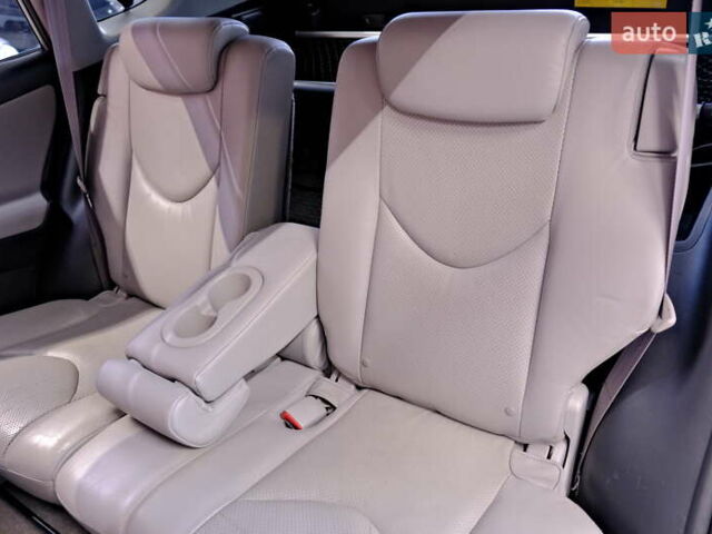 Сірий Тойота РАВ 4, об'ємом двигуна 2.36 л та пробігом 164 тис. км за 9900 $, фото 29 на Automoto.ua