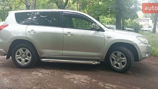 Серый Тойота РАВ 4, объемом двигателя 2.36 л и пробегом 213 тыс. км за 8500 $, фото 35 на Automoto.ua