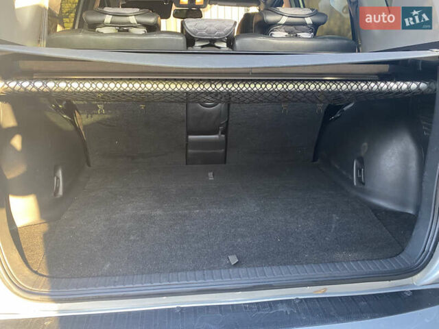 Серый Тойота РАВ 4, объемом двигателя 2 л и пробегом 301 тыс. км за 8800 $, фото 6 на Automoto.ua