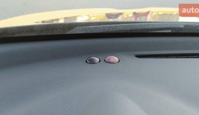 Серый Тойота РАВ 4, объемом двигателя 2.2 л и пробегом 255 тыс. км за 11500 $, фото 29 на Automoto.ua