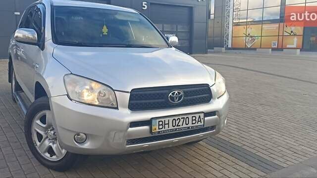 Серый Тойота РАВ 4, объемом двигателя 2.36 л и пробегом 213 тыс. км за 8500 $, фото 8 на Automoto.ua