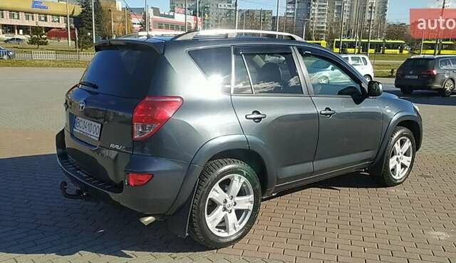 Серый Тойота РАВ 4, объемом двигателя 2.2 л и пробегом 255 тыс. км за 11500 $, фото 42 на Automoto.ua