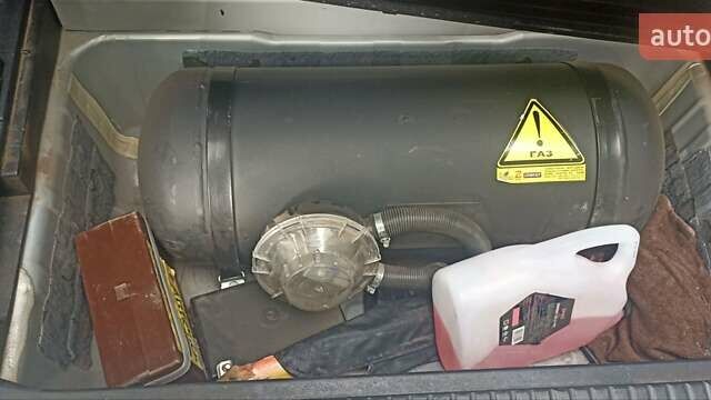 Серый Тойота РАВ 4, объемом двигателя 2.36 л и пробегом 213 тыс. км за 8500 $, фото 21 на Automoto.ua