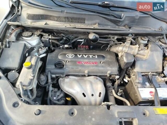 Сірий Тойота РАВ 4, об'ємом двигуна 2 л та пробігом 196 тис. км за 9100 $, фото 8 на Automoto.ua