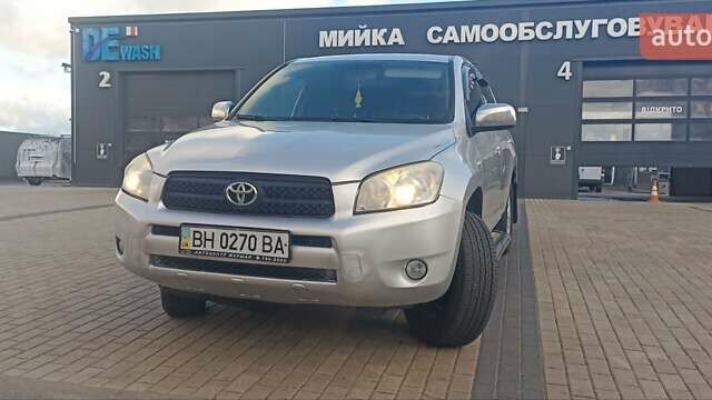 Серый Тойота РАВ 4, объемом двигателя 2.36 л и пробегом 213 тыс. км за 8500 $, фото 10 на Automoto.ua