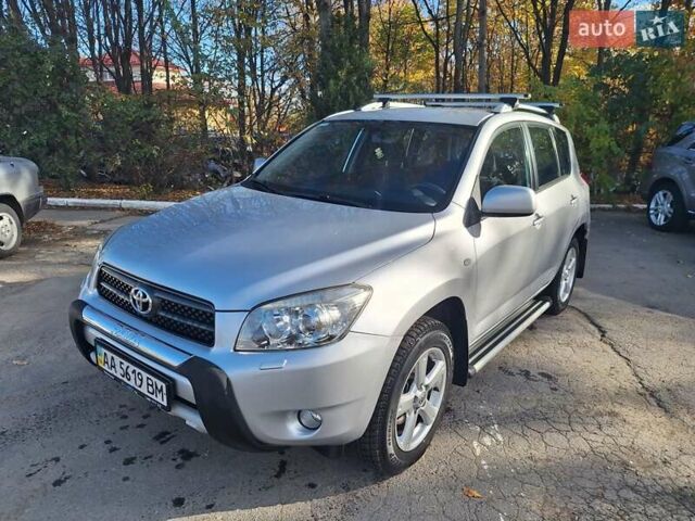 Серый Тойота РАВ 4, объемом двигателя 2 л и пробегом 146 тыс. км за 10600 $, фото 16 на Automoto.ua