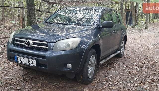 Серый Тойота РАВ 4, объемом двигателя 0 л и пробегом 298 тыс. км за 5500 $, фото 7 на Automoto.ua