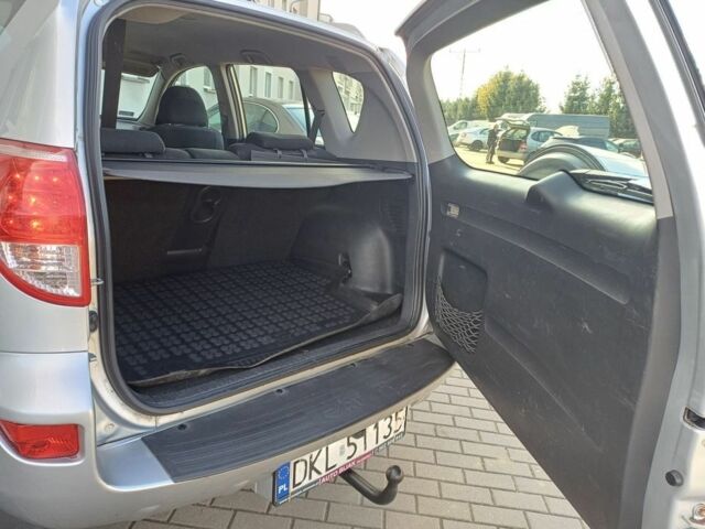 Сірий Тойота РАВ 4, об'ємом двигуна 2.2 л та пробігом 349 тис. км за 2400 $, фото 7 на Automoto.ua