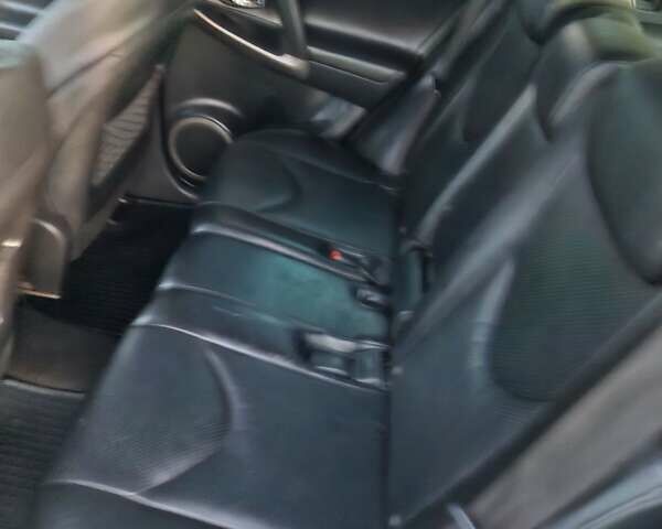 Сірий Тойота РАВ 4, об'ємом двигуна 2 л та пробігом 190 тис. км за 8999 $, фото 21 на Automoto.ua