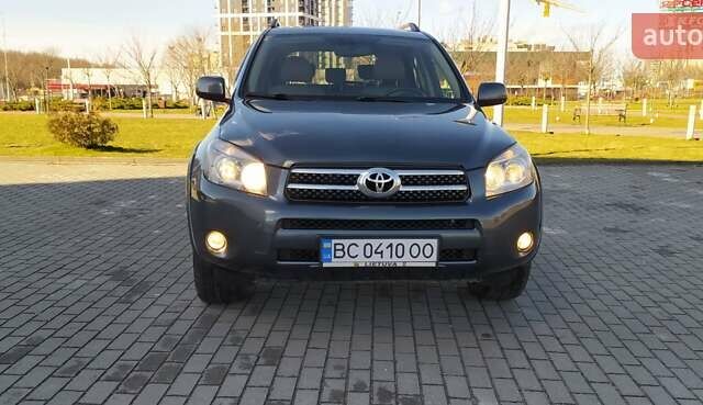 Серый Тойота РАВ 4, объемом двигателя 2.2 л и пробегом 255 тыс. км за 11500 $, фото 12 на Automoto.ua
