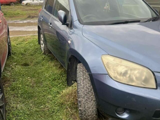 Сірий Тойота РАВ 4, об'ємом двигуна 0 л та пробігом 100 тис. км за 4300 $, фото 2 на Automoto.ua