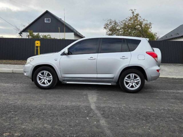 Сірий Тойота РАВ 4, об'ємом двигуна 2.2 л та пробігом 312 тис. км за 8000 $, фото 2 на Automoto.ua