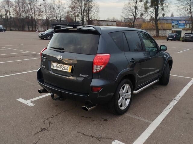 Серый Тойота РАВ 4, объемом двигателя 2.2 л и пробегом 296 тыс. км за 4200 $, фото 3 на Automoto.ua