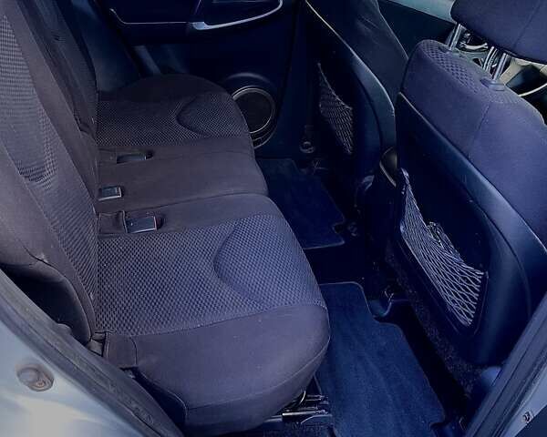 Серый Тойота РАВ 4, объемом двигателя 2.2 л и пробегом 264 тыс. км за 7500 $, фото 13 на Automoto.ua