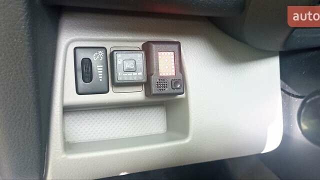 Серый Тойота РАВ 4, объемом двигателя 2.36 л и пробегом 213 тыс. км за 8500 $, фото 15 на Automoto.ua