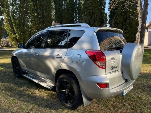 Тойота РАВ 4 2007 в Василькове на Automoto.ua Серый Тойота РАВ 4, объемом двигателя 2 л и пробегом 195 тыс. км за 10200 $, фото 16 на Automoto.ua