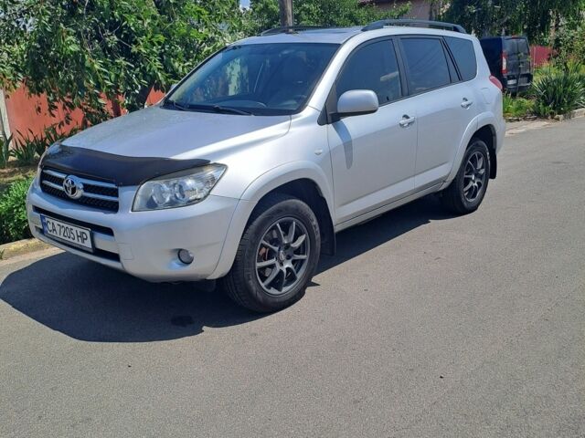 Серый Тойота РАВ 4, объемом двигателя 2.4 л и пробегом 273 тыс. км за 9500 $, фото 7 на Automoto.ua