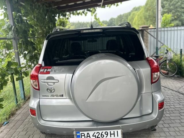 Сірий Тойота РАВ 4, об'ємом двигуна 2 л та пробігом 286 тис. км за 7000 $, фото 5 на Automoto.ua