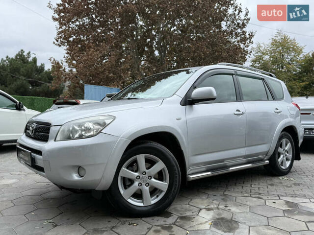 Серый Тойота РАВ 4, объемом двигателя 2.36 л и пробегом 189 тыс. км за 8900 $, фото 6 на Automoto.ua
