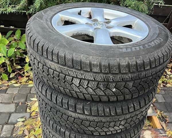 Серый Тойота РАВ 4, объемом двигателя 2.4 л и пробегом 143 тыс. км за 8500 $, фото 31 на Automoto.ua