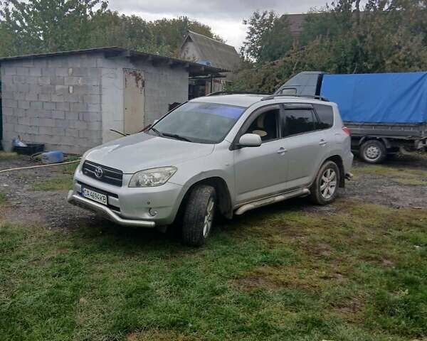 Серый Тойота РАВ 4, объемом двигателя 2.36 л и пробегом 146 тыс. км за 10900 $, фото 9 на Automoto.ua