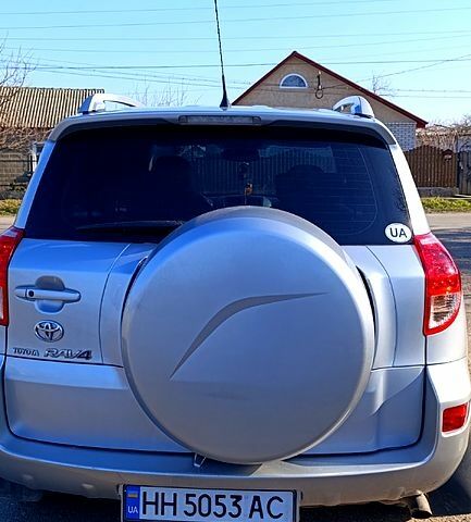 Сірий Тойота РАВ 4, об'ємом двигуна 2 л та пробігом 190 тис. км за 10450 $, фото 7 на Automoto.ua