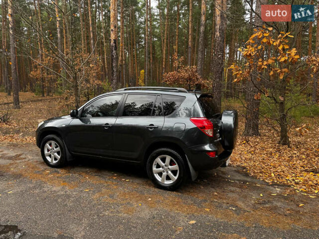 Серый Тойота РАВ 4, объемом двигателя 2 л и пробегом 232 тыс. км за 11500 $, фото 27 на Automoto.ua