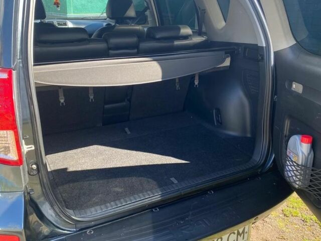 Сірий Тойота РАВ 4, об'ємом двигуна 2.2 л та пробігом 220 тис. км за 8300 $, фото 9 на Automoto.ua