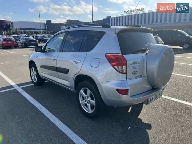 Серый Тойота РАВ 4, объемом двигателя 2.23 л и пробегом 279 тыс. км за 10100 $, фото 6 на Automoto.ua